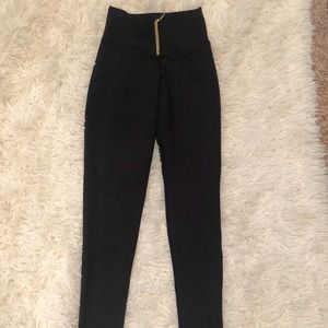 Butt lifting leggings!